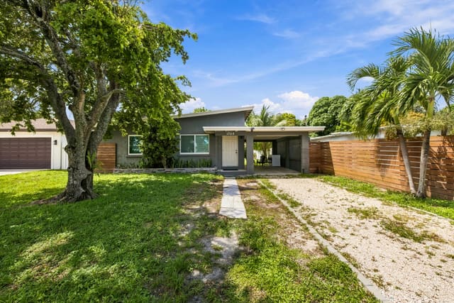 1705 NW 6th Avenue, Fort Lauderdale, FL 33311