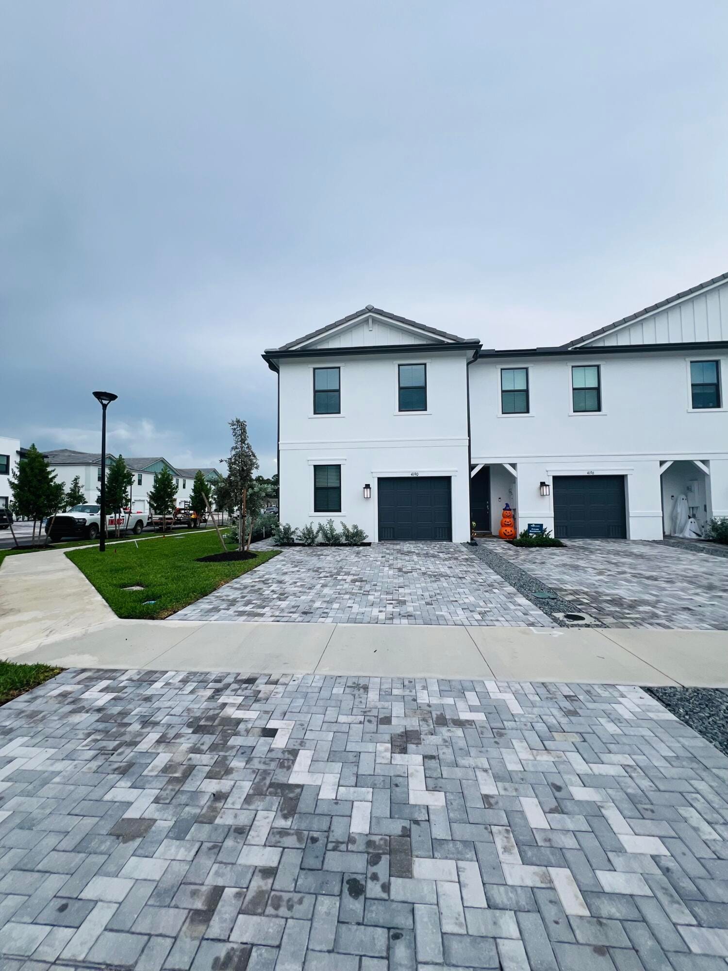 4190 EFENDI, Lantana, FL 33462 photo 2