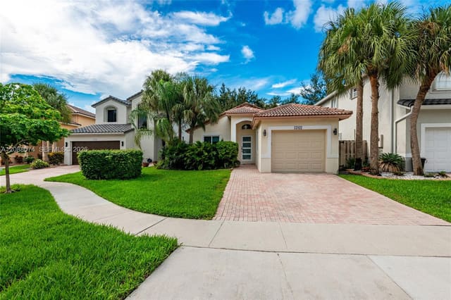 17022 NW 12th Street, Pembroke Pines, FL 33028
