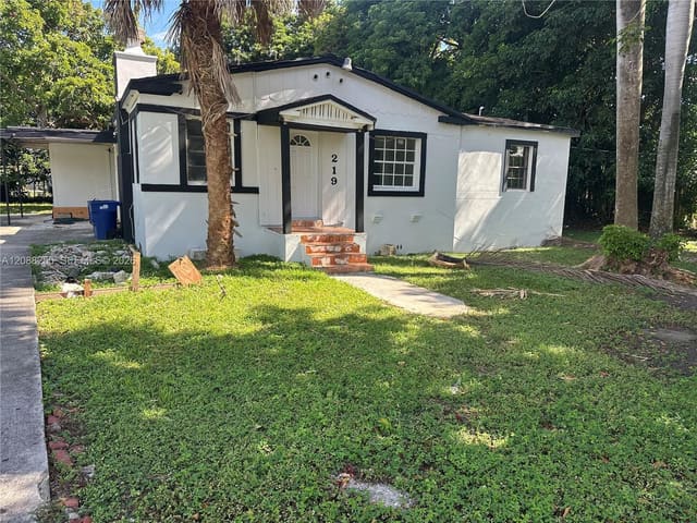 219 NE 141st Street, Miami, FL 33161