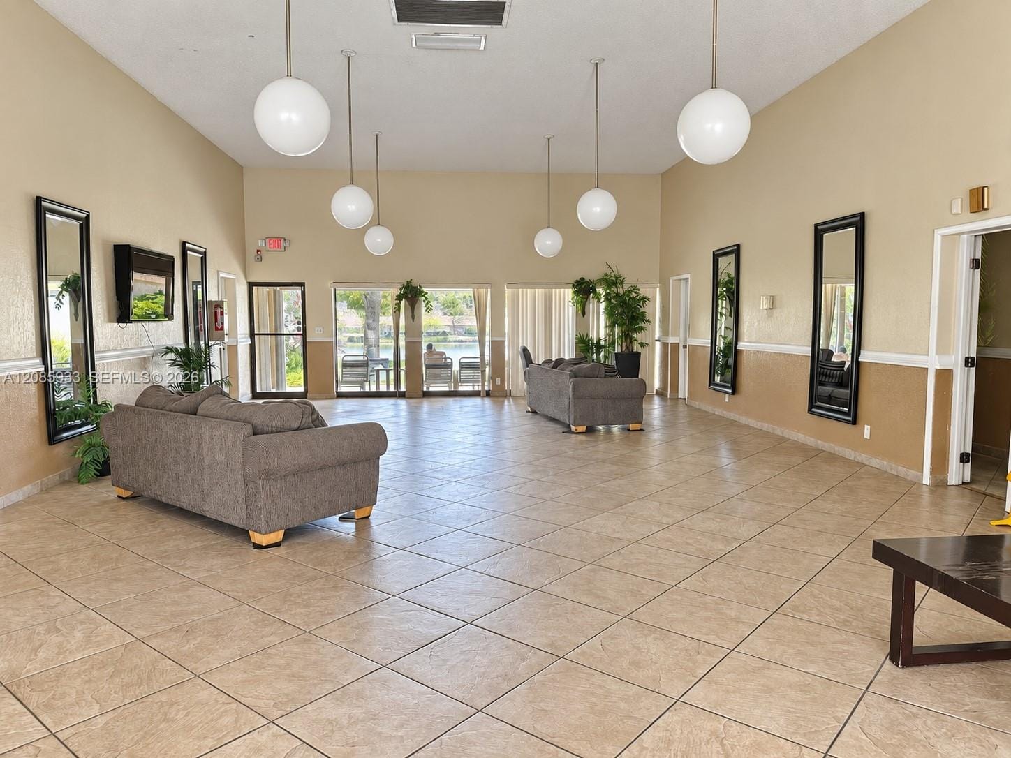 401 NW 43rd Street, Deerfield Beach, FL 33064 photo 22
