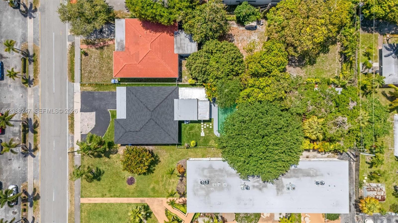 2517 Polk Street — photo 4