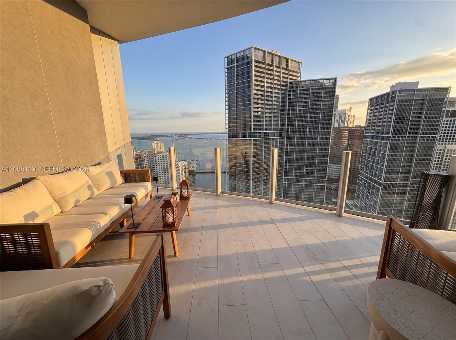 300 Biscayne Boulevard Way 4007W — photo 3