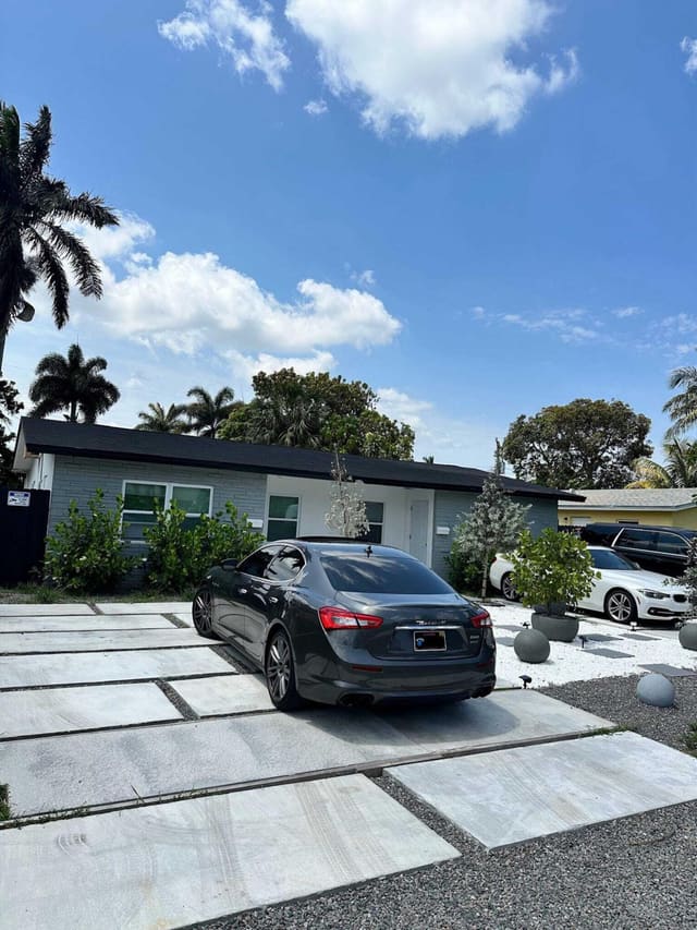 1010 SW 30th Street, Fort Lauderdale, FL 33315