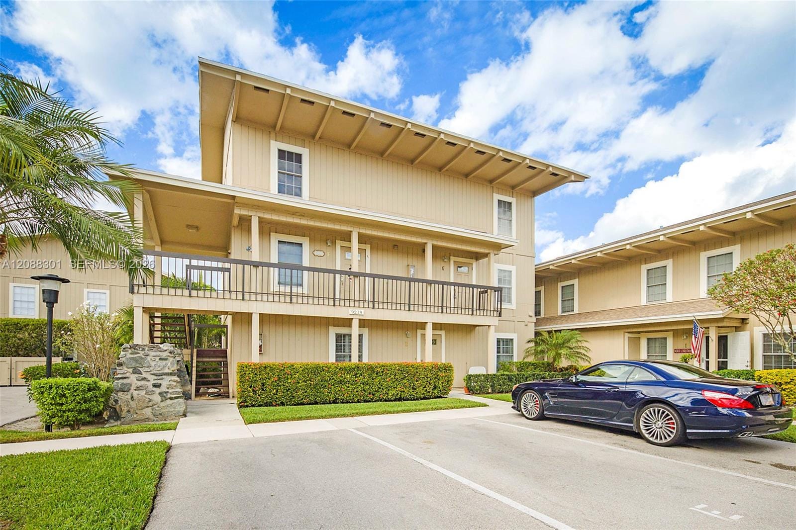 Pending home at 9219 SE Riverfront Terrace G, Jupiter, FL 33469