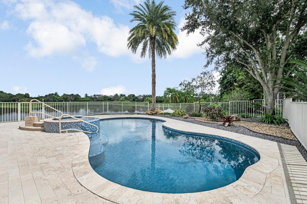6525 MURANO Way, Lake Worth, FL 33467 photo 3