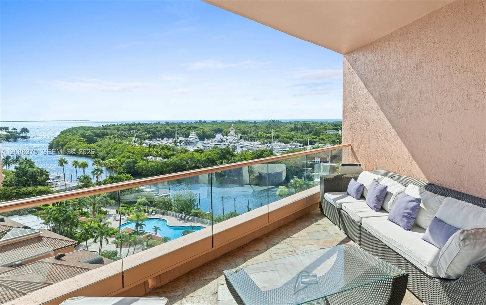 60 Edgewater Drive 9D — photo 2