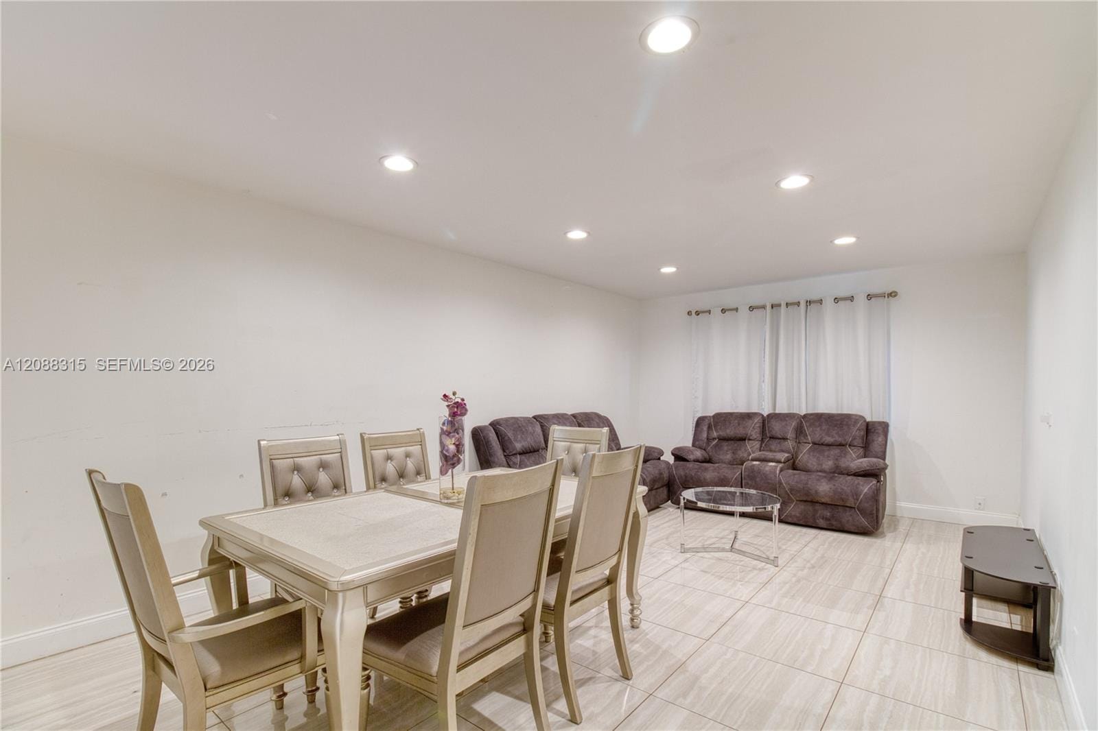 5160 SW 40th Avenue 4D — photo 5