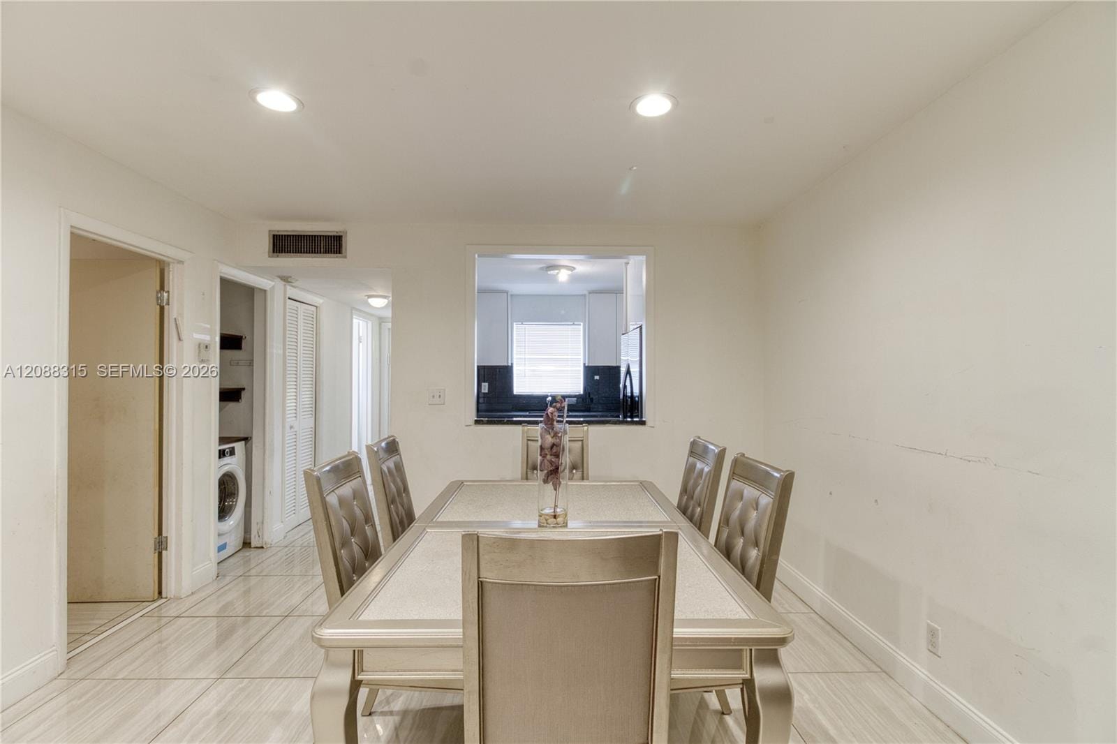 5160 SW 40th Avenue 4D — photo 8