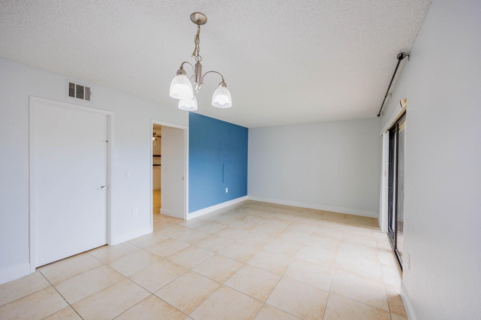 1524 Lake Crystal Drive E, Royal Palm Beach, FL 33411 photo 12