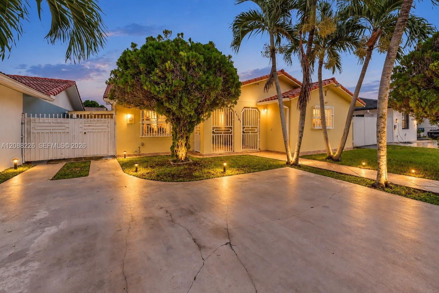 13761 SW 21st Terrace, Miami, FL 33175 photo 2