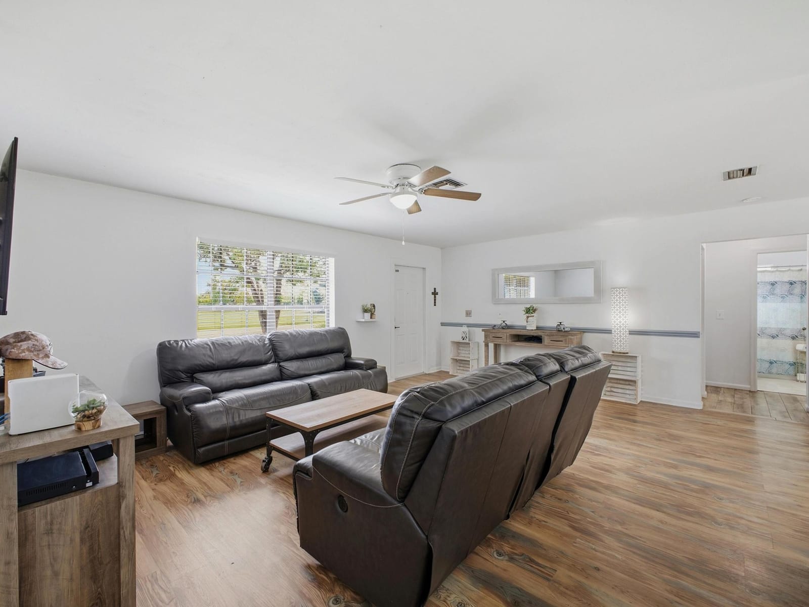 234 La Mancha Avenue, Royal Palm Beach, FL 33411 photo 7