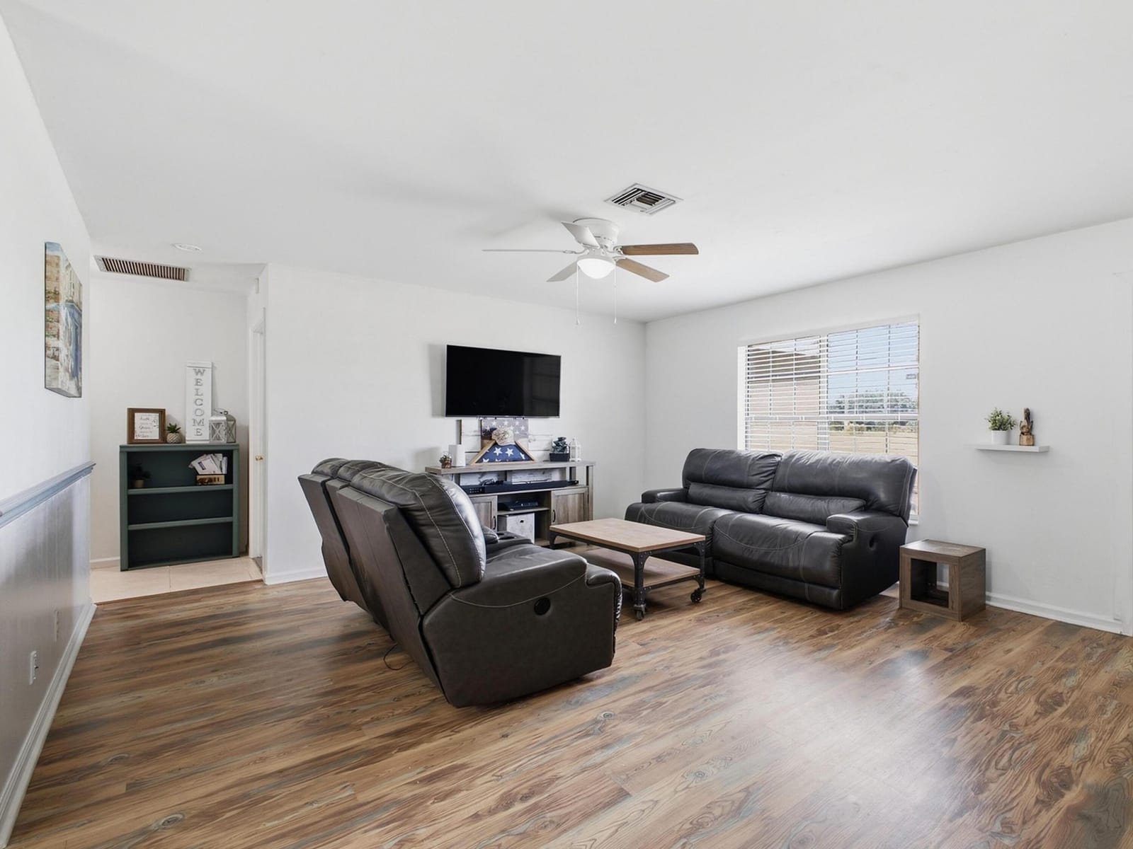 234 La Mancha Avenue, Royal Palm Beach, FL 33411 photo 8