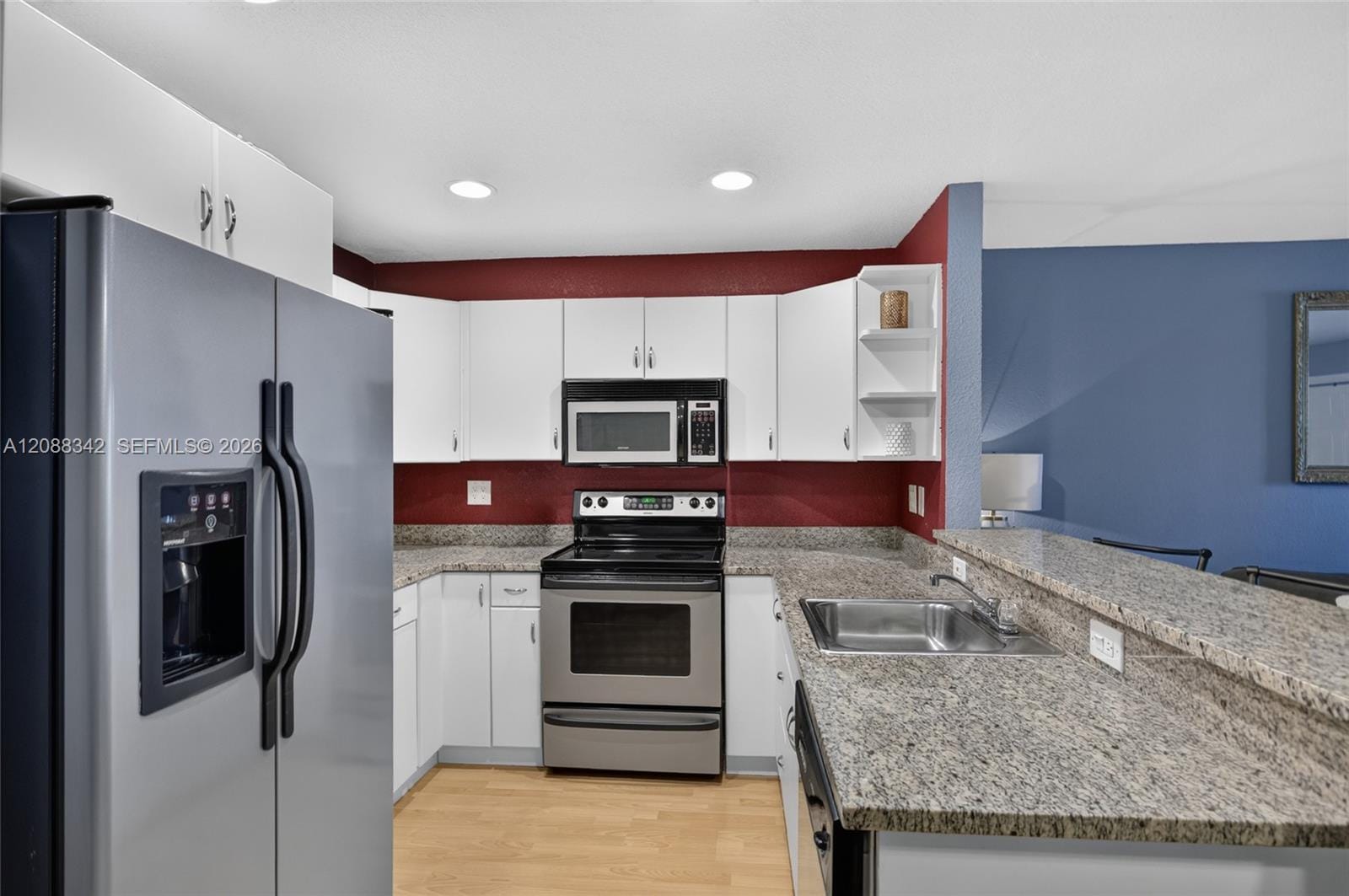 2715 NE 49th Street 103 — photo 12