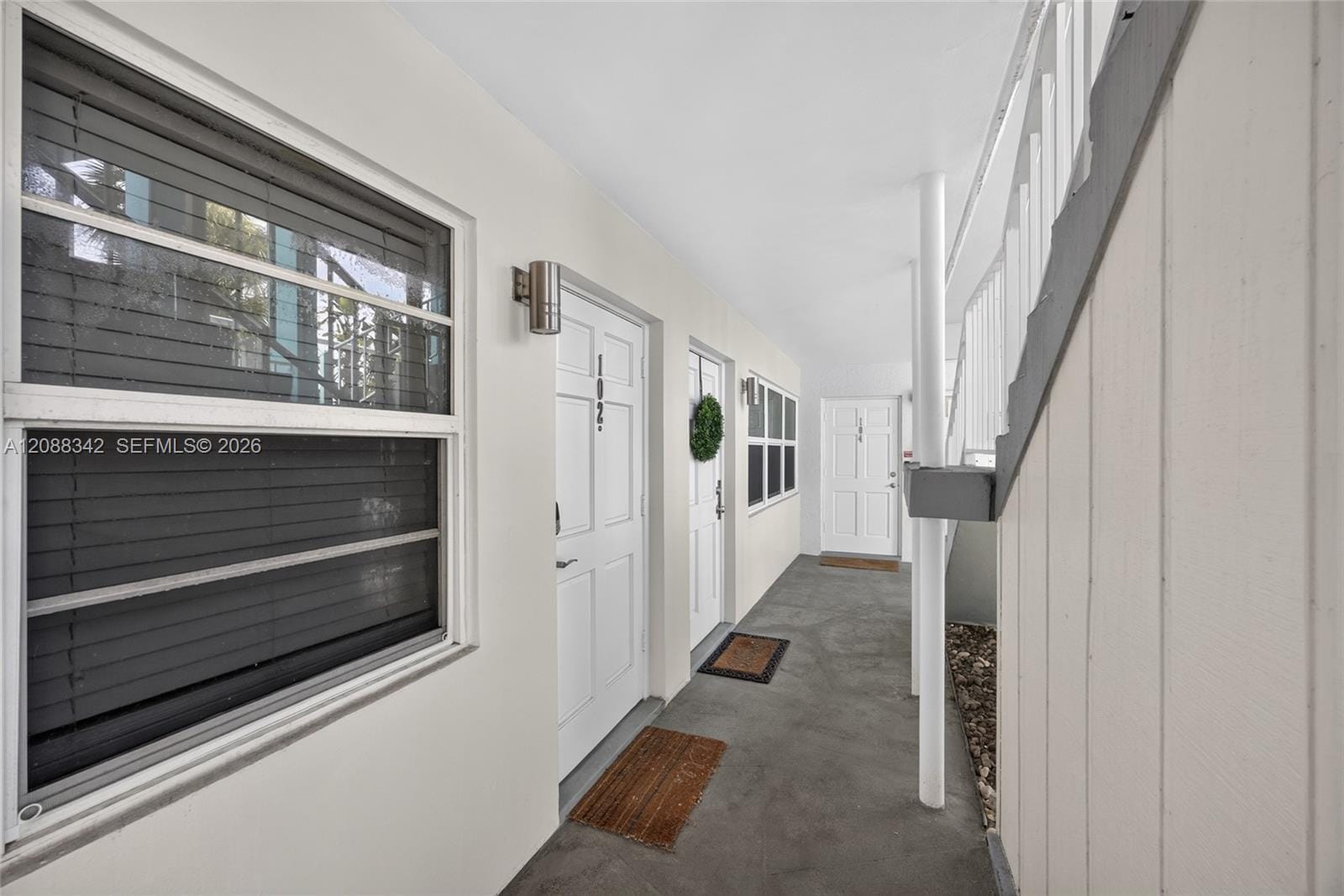 2715 NE 49th Street 103 — photo 5