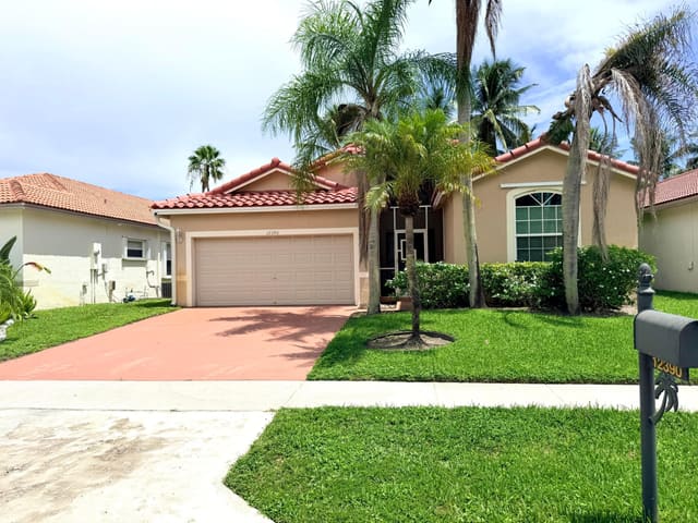12390 BONEVENTURE Drive, Boynton Beach, FL 33437