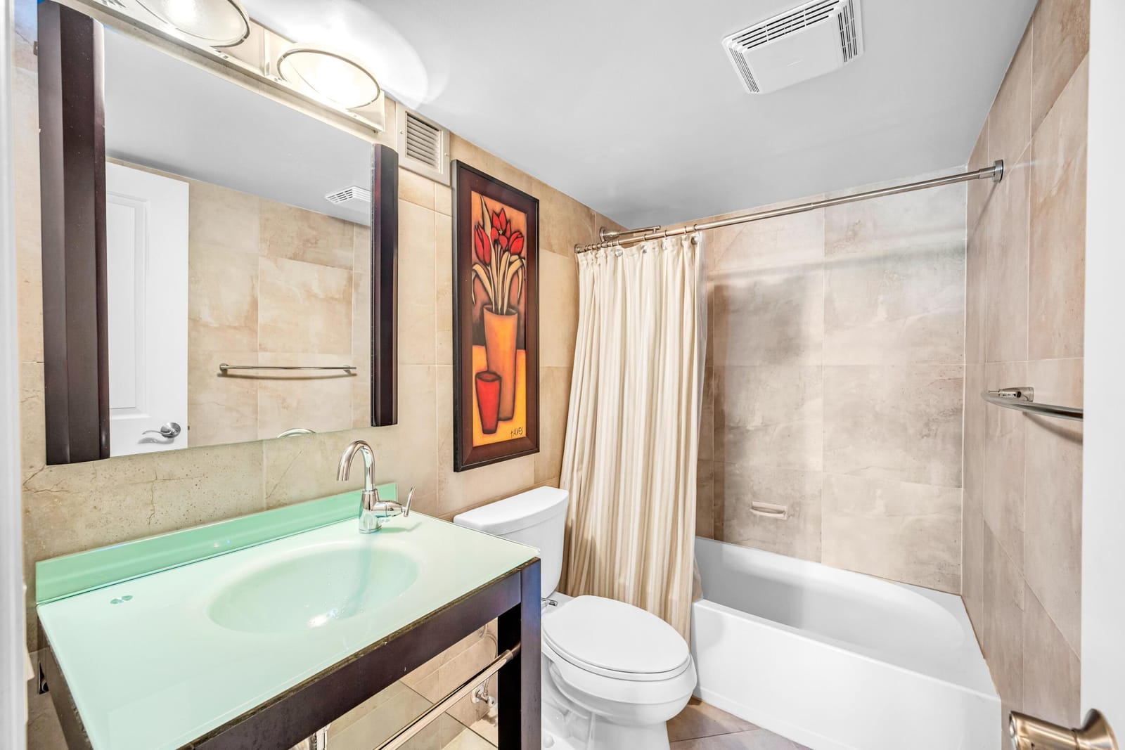 615 NE 12th Avenue 301, Fort Lauderdale, FL 33304 photo 25