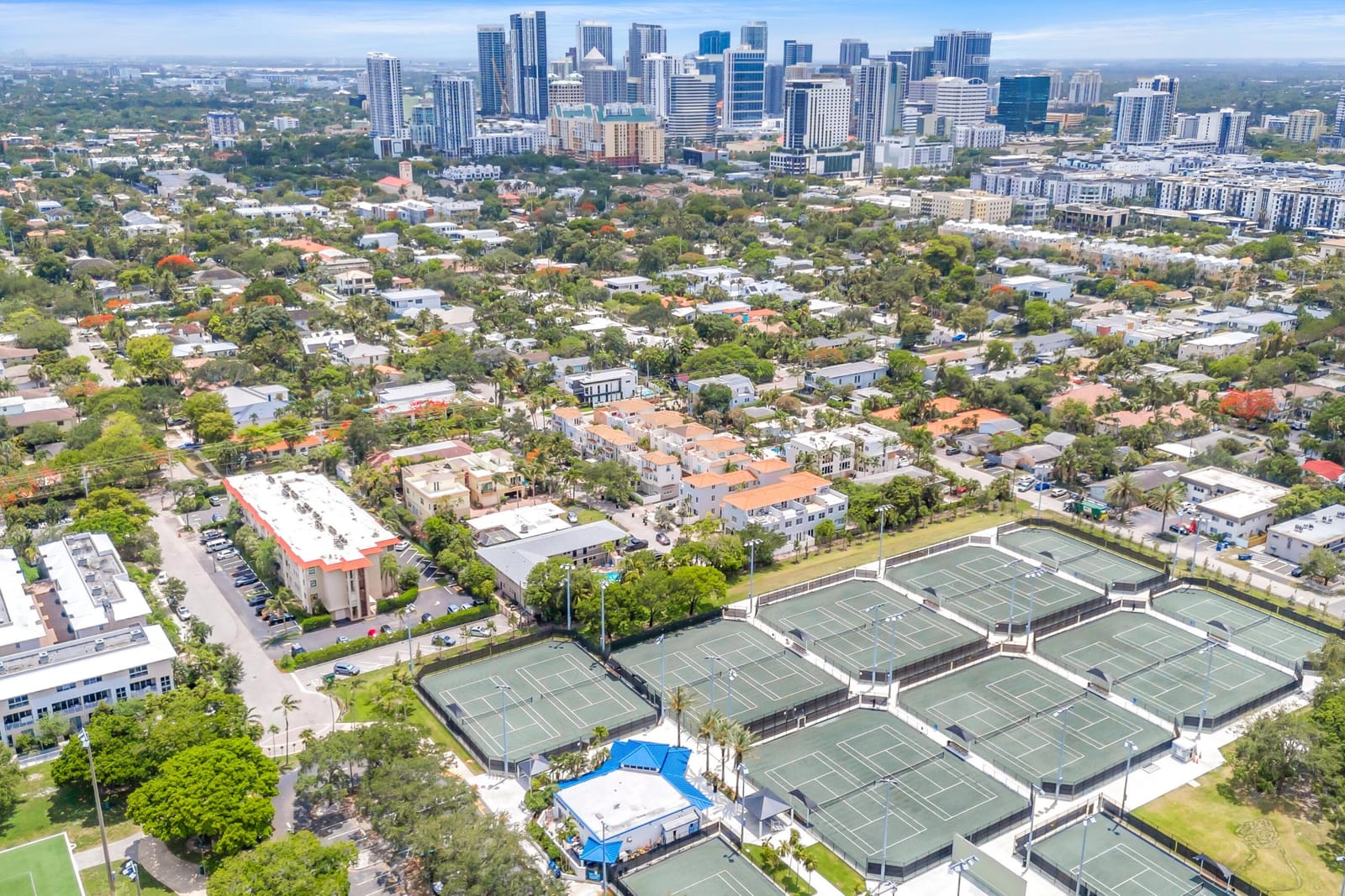 615 NE 12th Avenue 301, Fort Lauderdale, FL 33304 photo 29