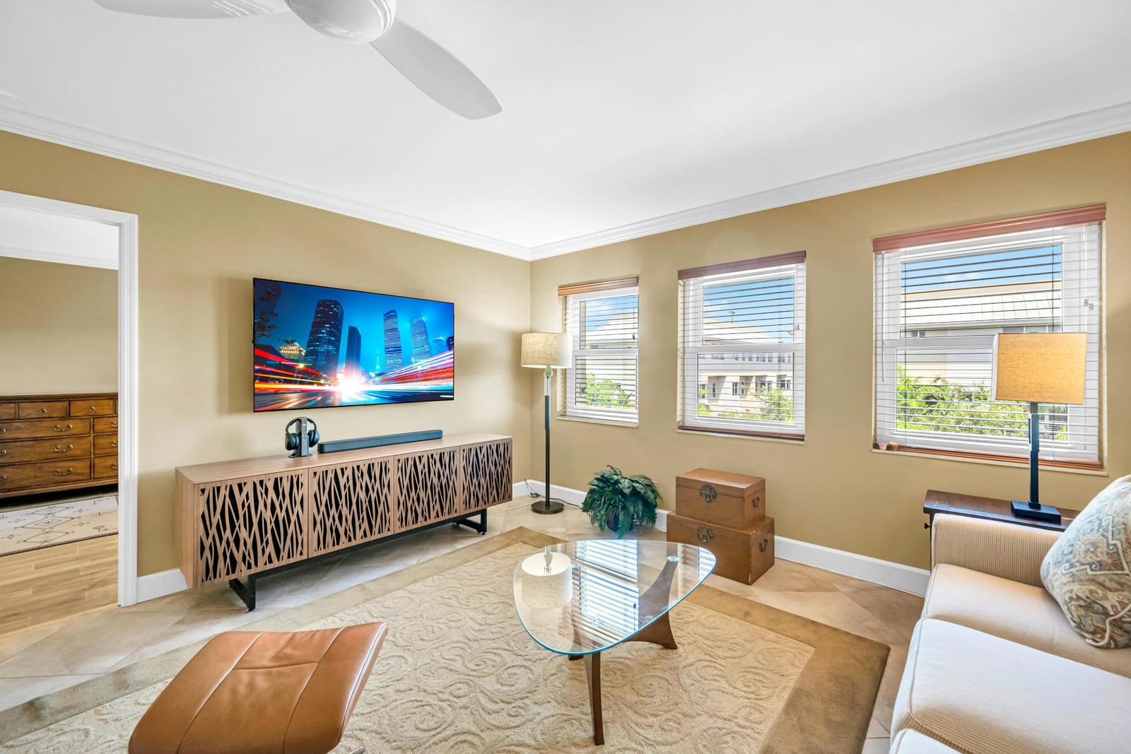 615 NE 12th Avenue 301 — photo 5