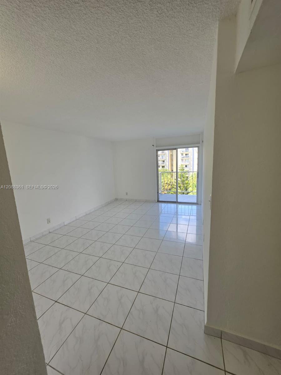 4550 NW 9th Street 605E, Miami, FL 33126 photo 17