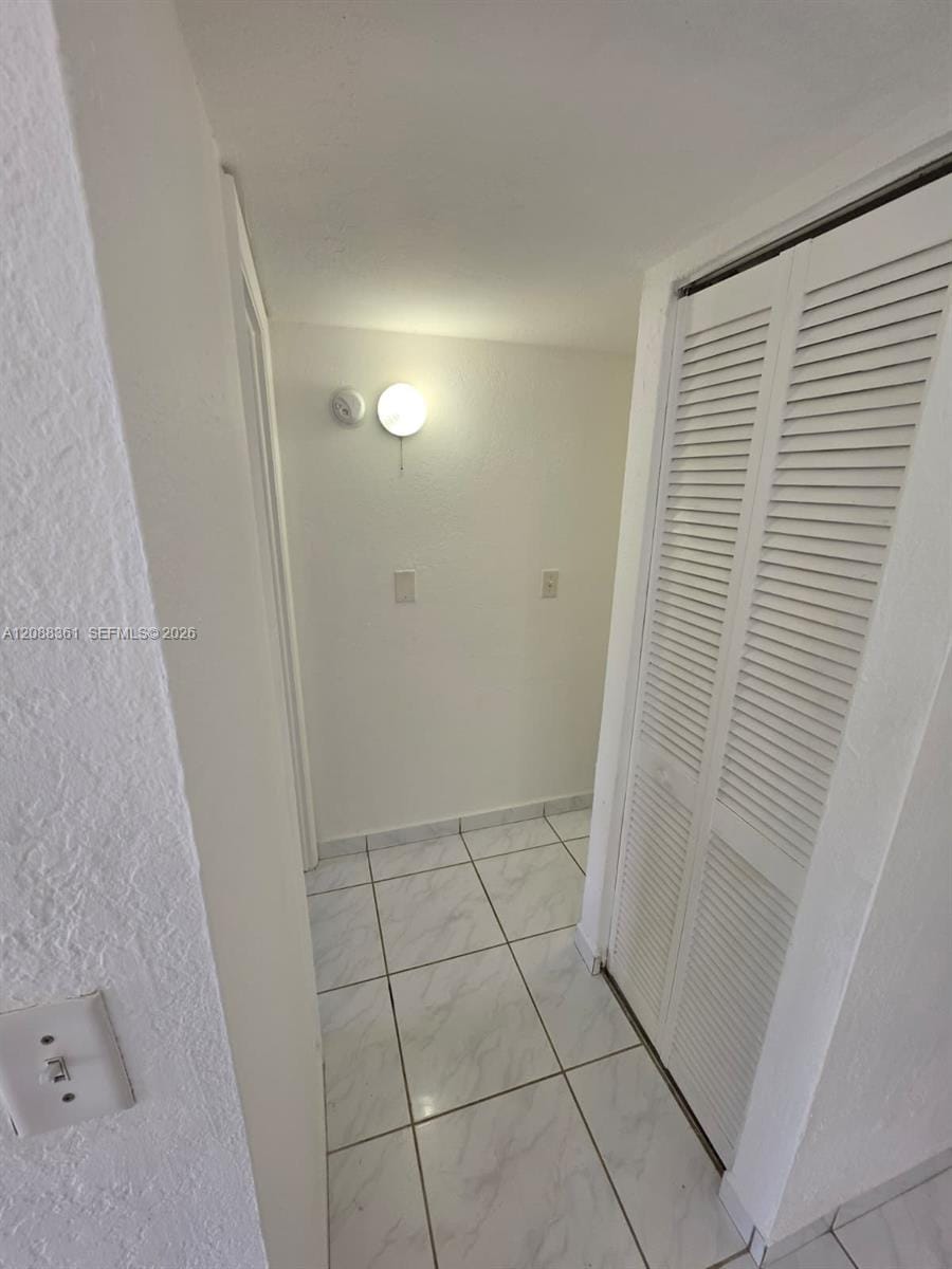 4550 NW 9th Street 605E — photo 8