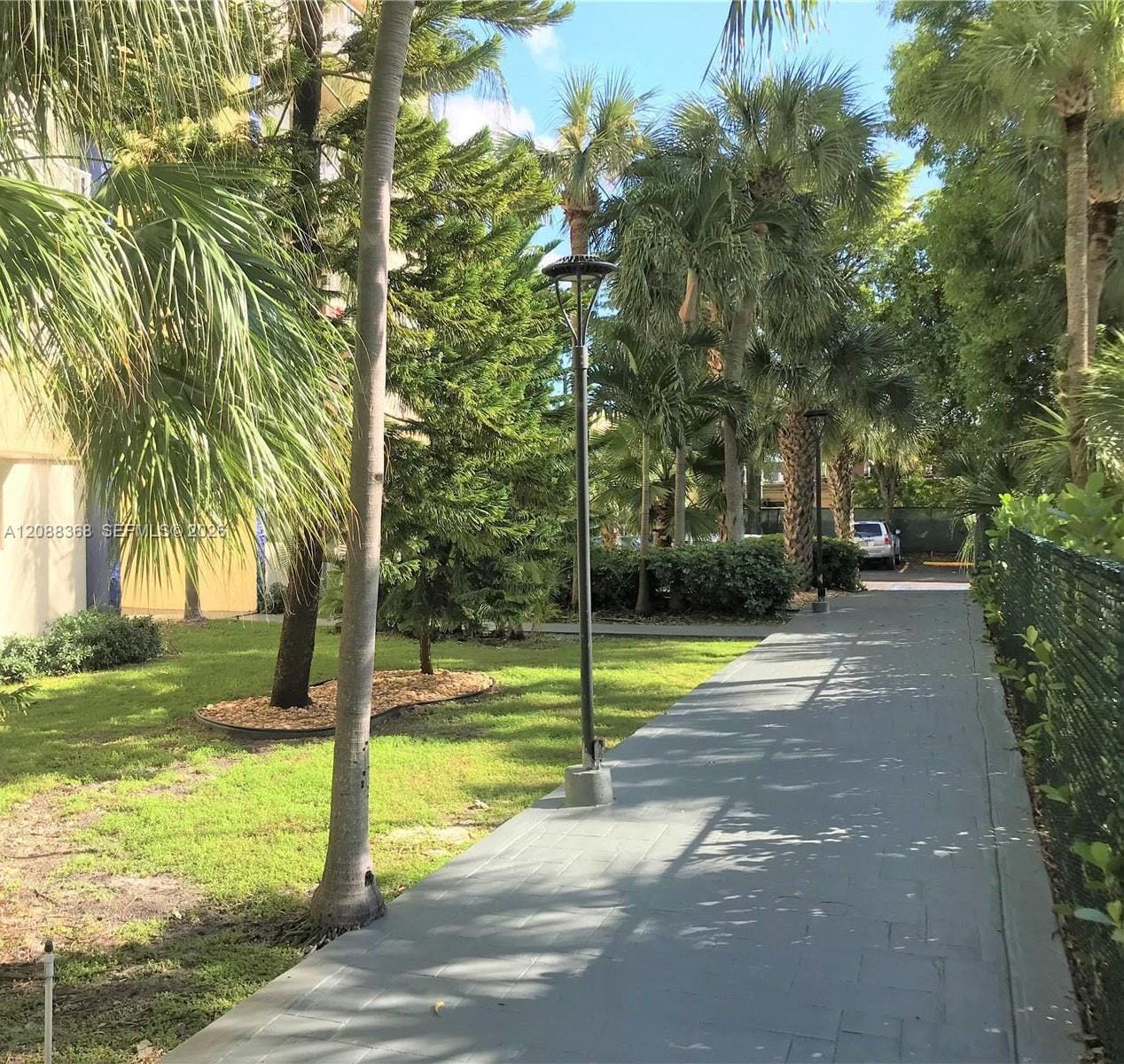 4550 NW 9th Street 606E, Miami, FL 33126 photo 15