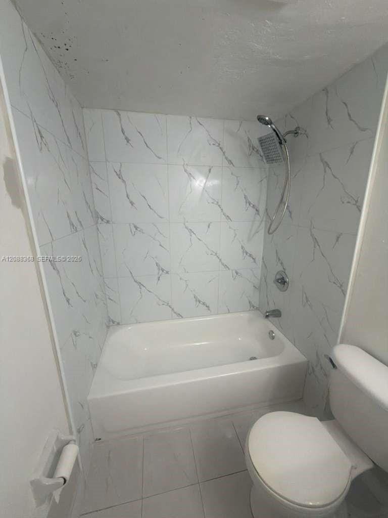4550 NW 9th Street 606E, Miami, FL 33126 photo 21