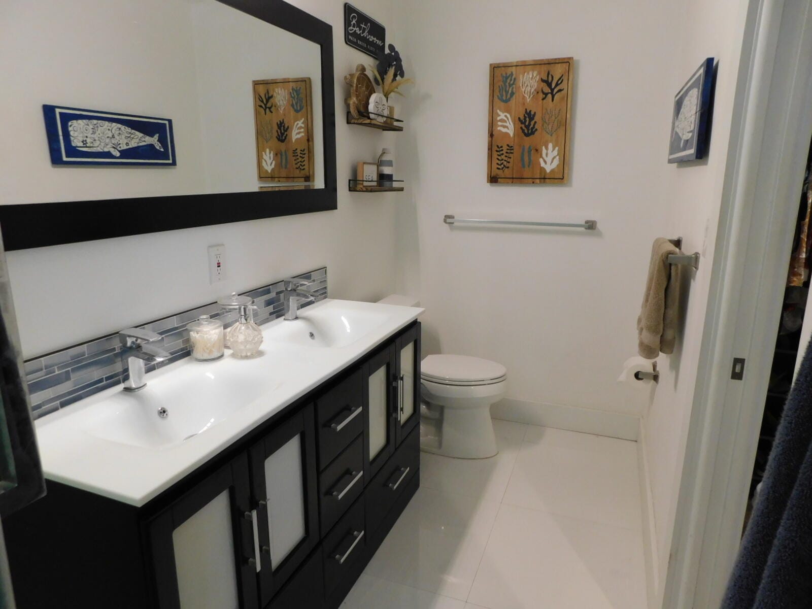6604 NW 93RD Avenue, Tamarac, FL 33321 photo 19