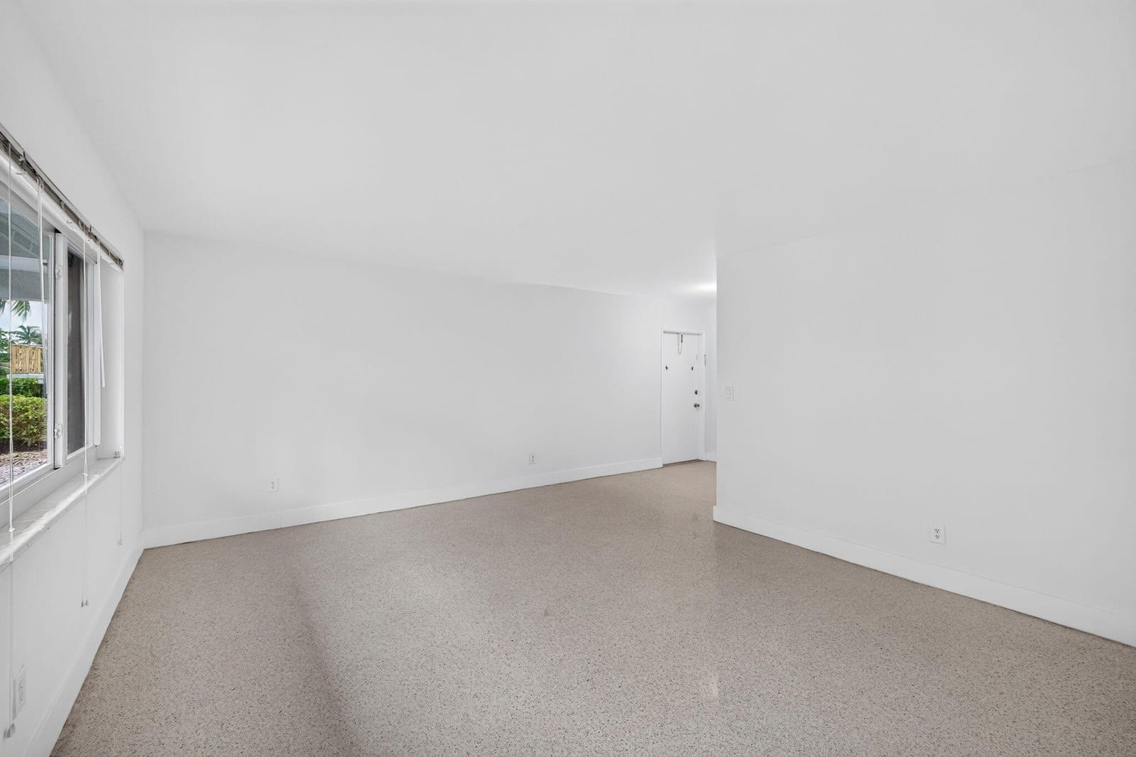 1821 MIDDLE RIVER Drive 7, Fort Lauderdale, FL 33305 photo 3
