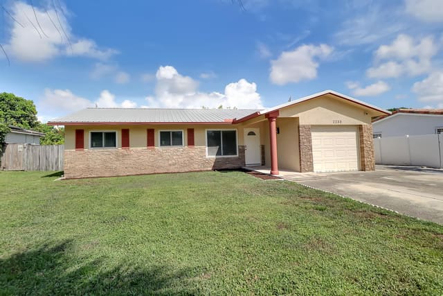 2233 NW 3RD Avenue, Boca Raton, FL 33431