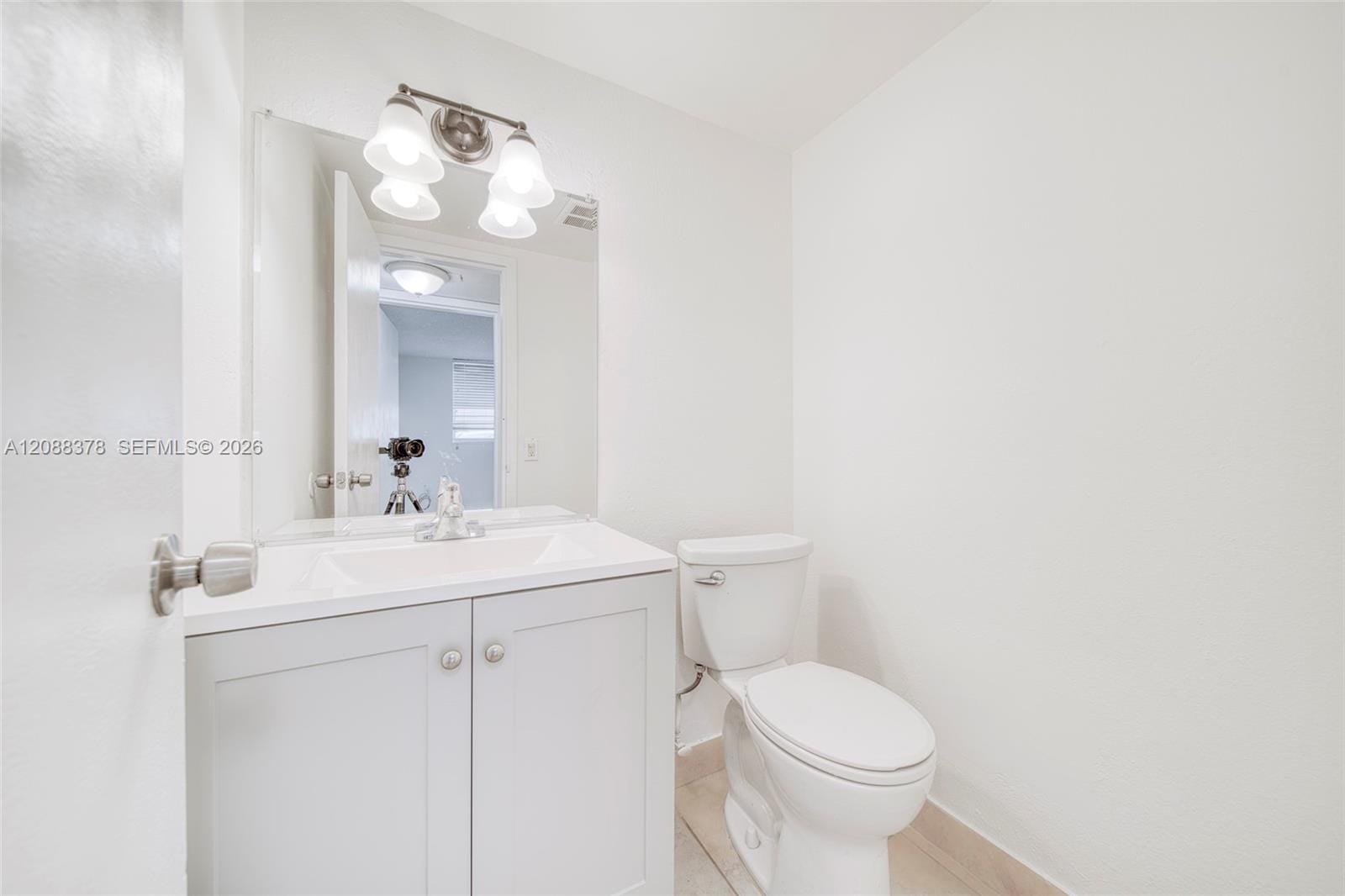 1805 Sans Souci Boulevard 122, North Miami, FL 33181 photo 9