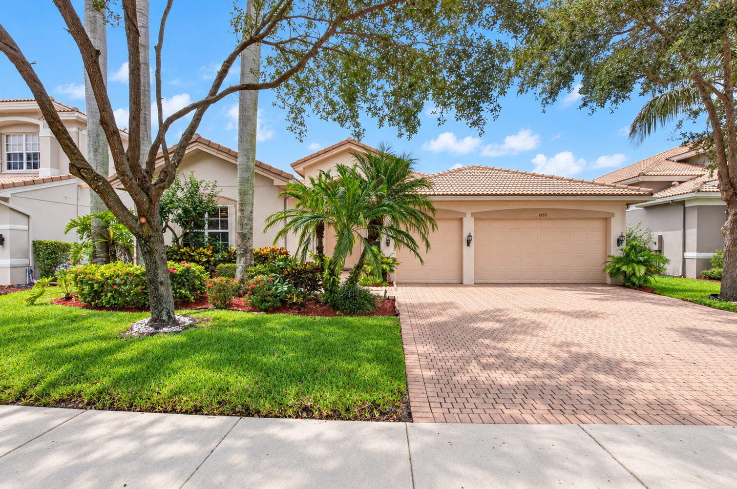 8855 Starhaven Cove — photo 1