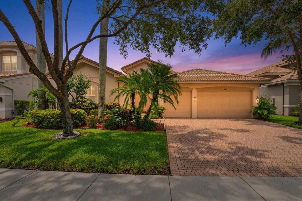 8855 Starhaven Cove — photo 2