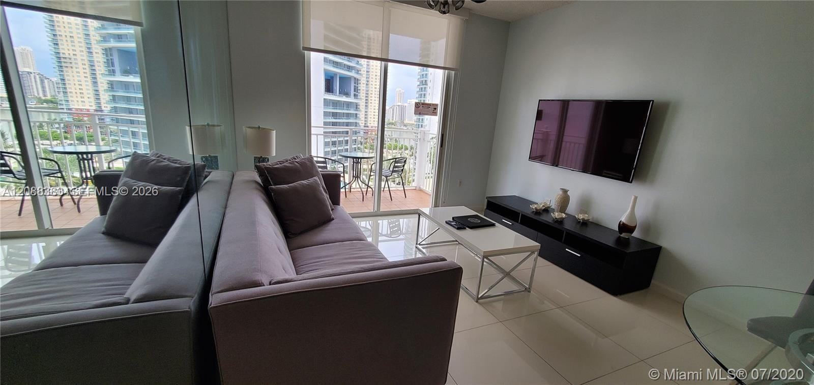 185 SE 14th Terrace 1203, Miami, FL 33131 photo 28