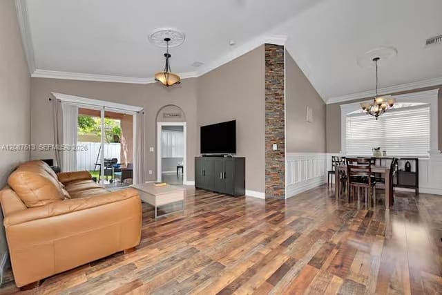 2327 NE 37th Terrace, Homestead, FL 33033