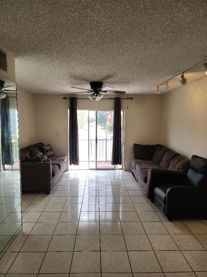 11311 SW 200TH Street SW 214-D — photo 3