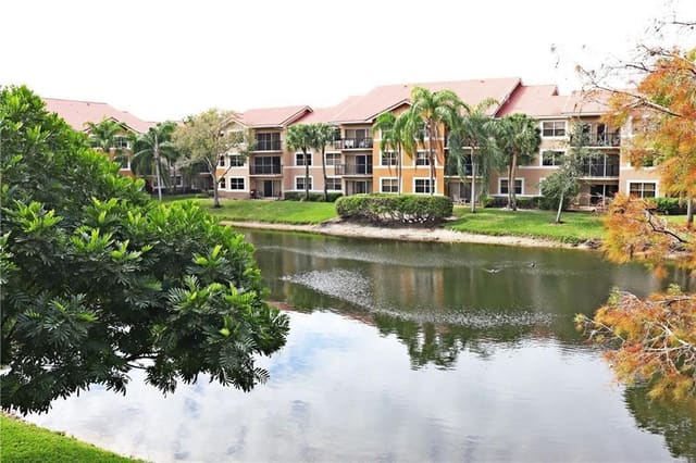 8891 Wiles Road 303, Coral Springs, FL 33067