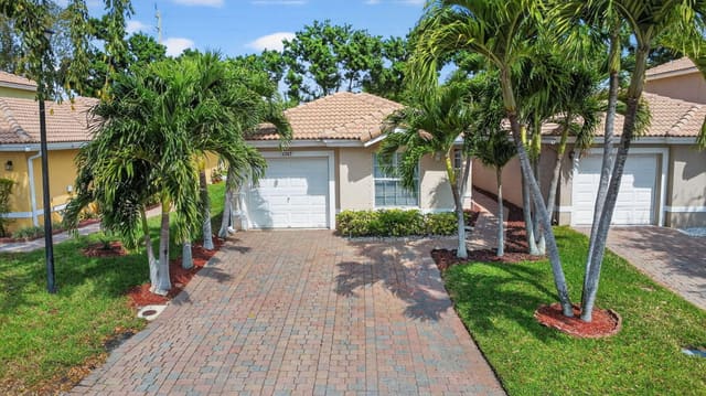 3387 Commodore Court, West Palm Beach, FL 33411