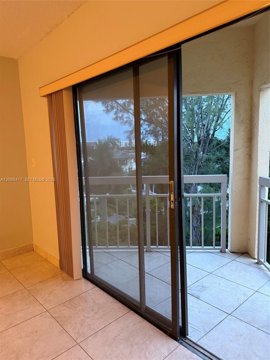 8290 Lake Drive 540, Doral, FL 33166 photo 14