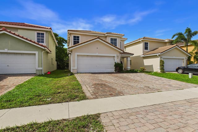 657 PERDIDO HEIGHTS Drive, Lake Belvedere Estates, FL 33413