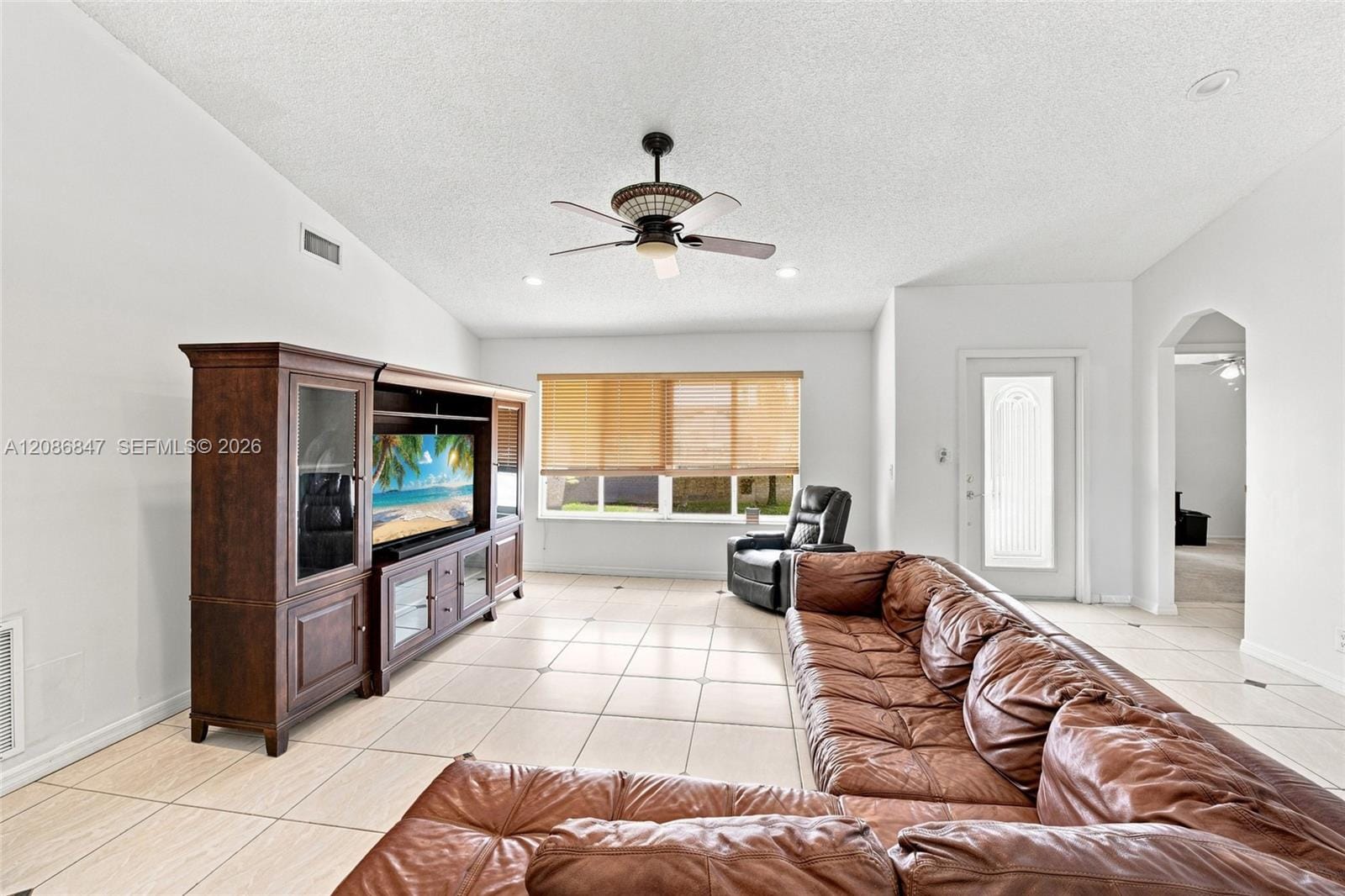 511 NW 104th Avenue, Plantation, FL 33324 photo 4