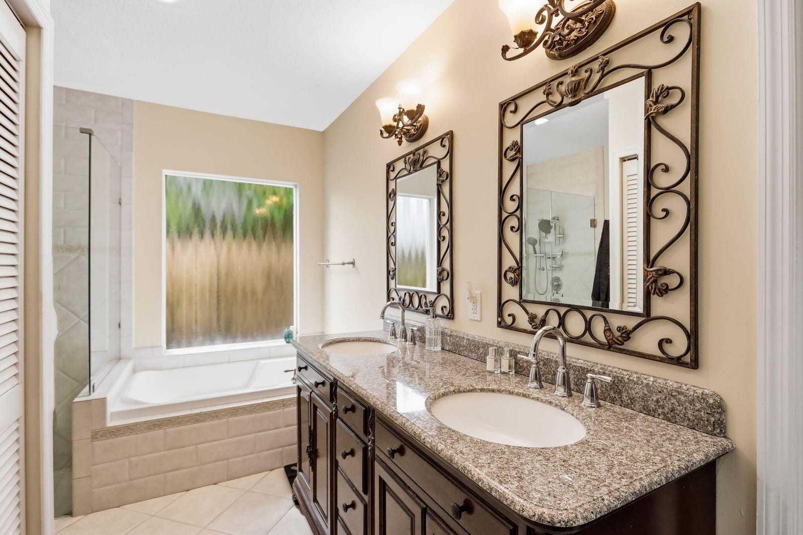 435 MOHAWK Lane, Boca Raton, FL 33487 photo 25