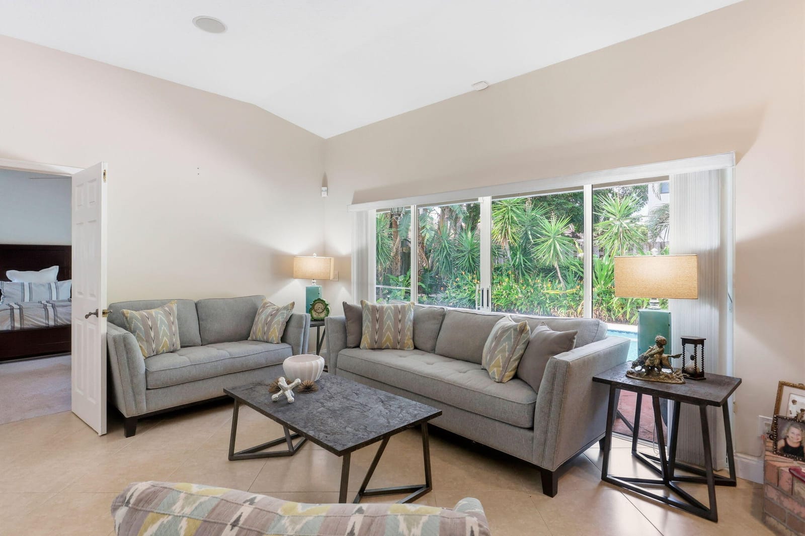 435 MOHAWK Lane, Boca Raton, FL 33487 photo 6