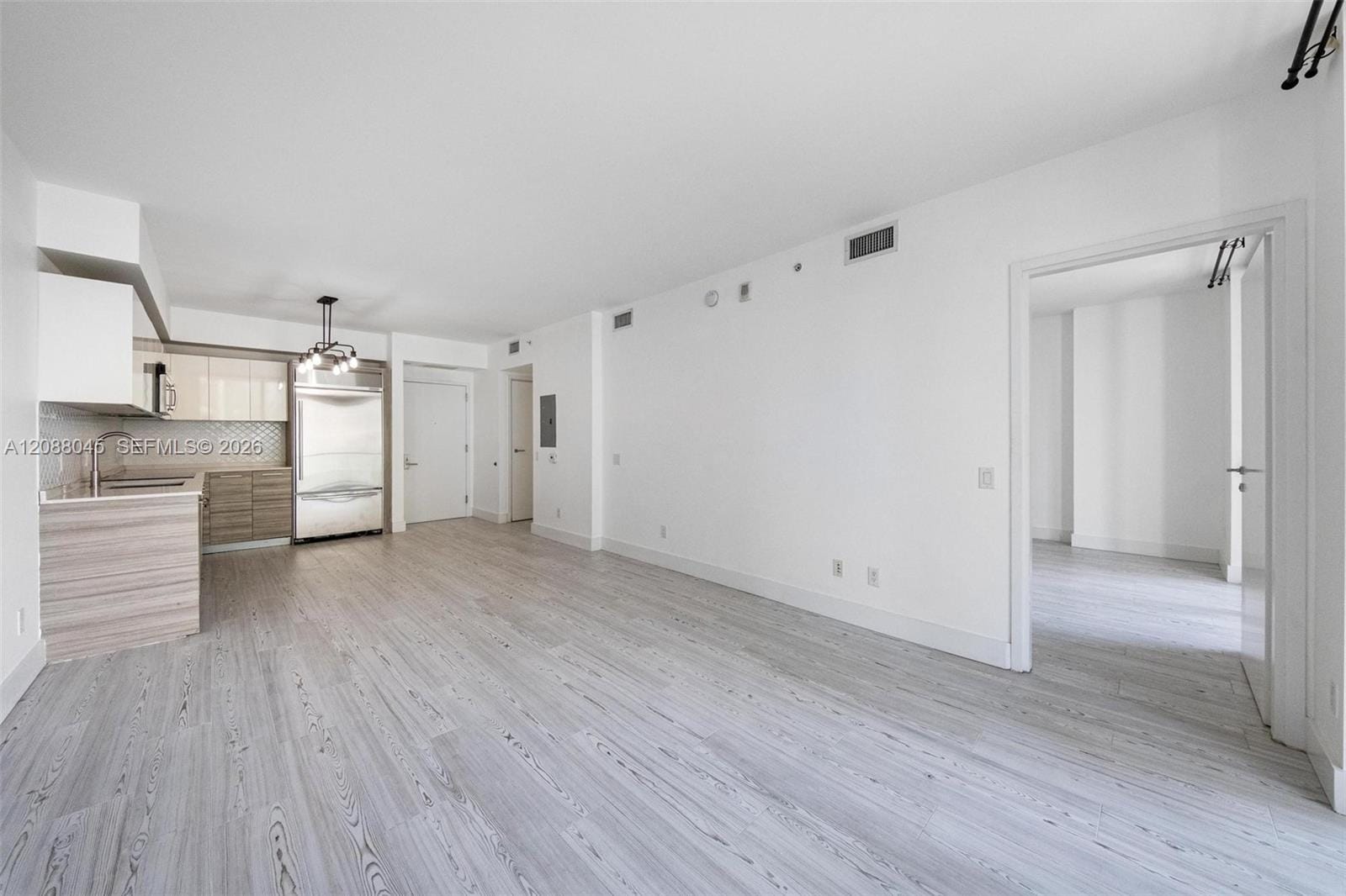 1300 Brickell Bay Drive 704, Miami, FL 33131 photo 19