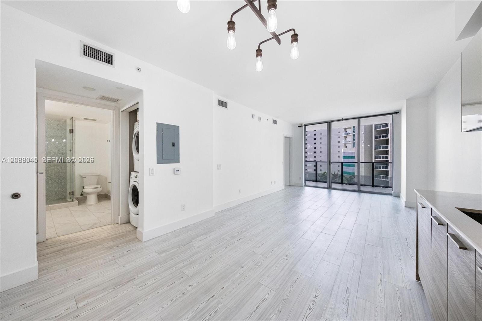1300 Brickell Bay Drive 704, Miami, FL 33131 photo 21
