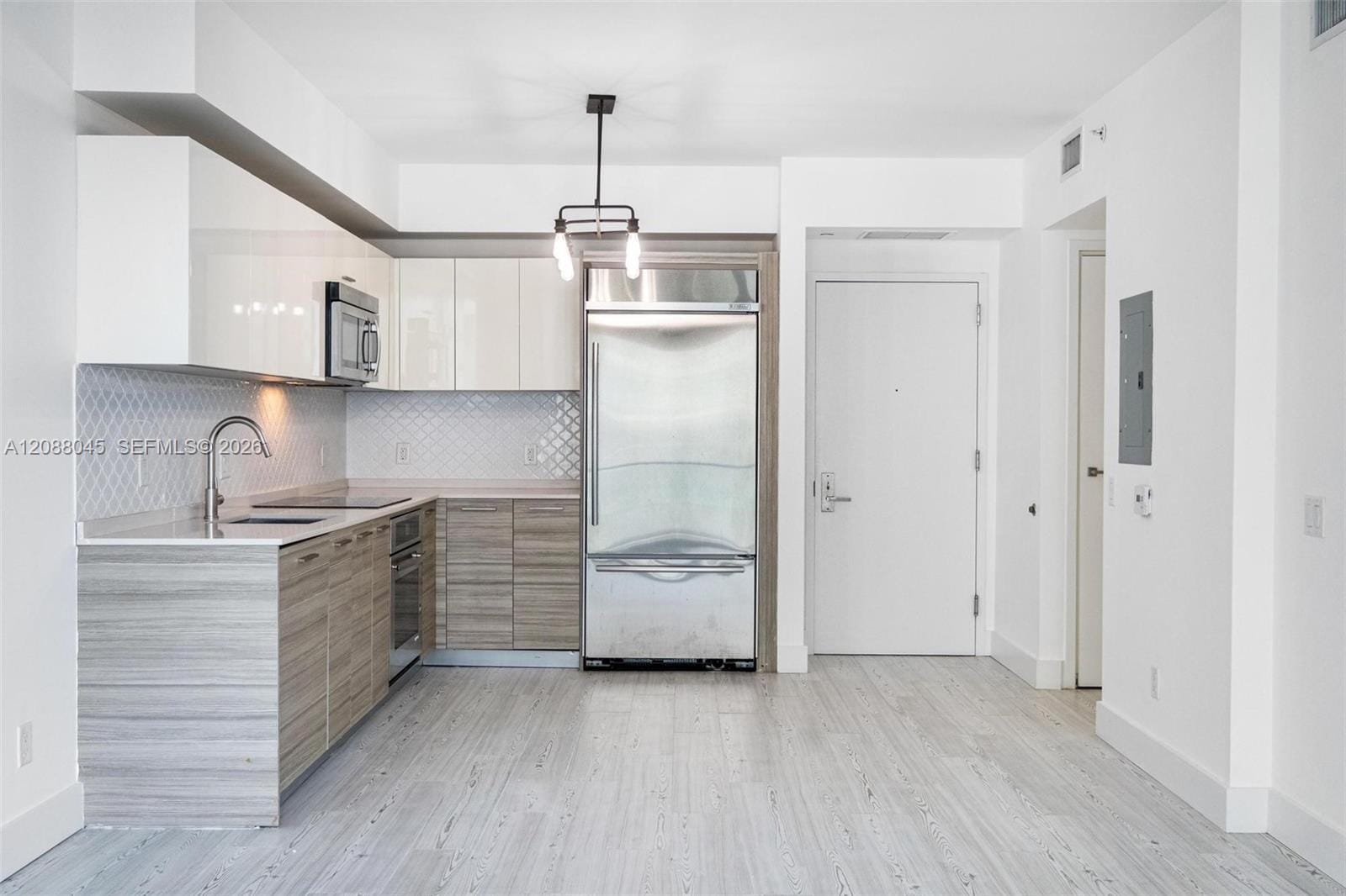1300 Brickell Bay Drive 704, Miami, FL 33131 photo 29