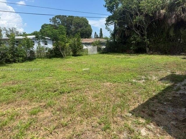 1631 NW 14th Court 1631 — photo 12