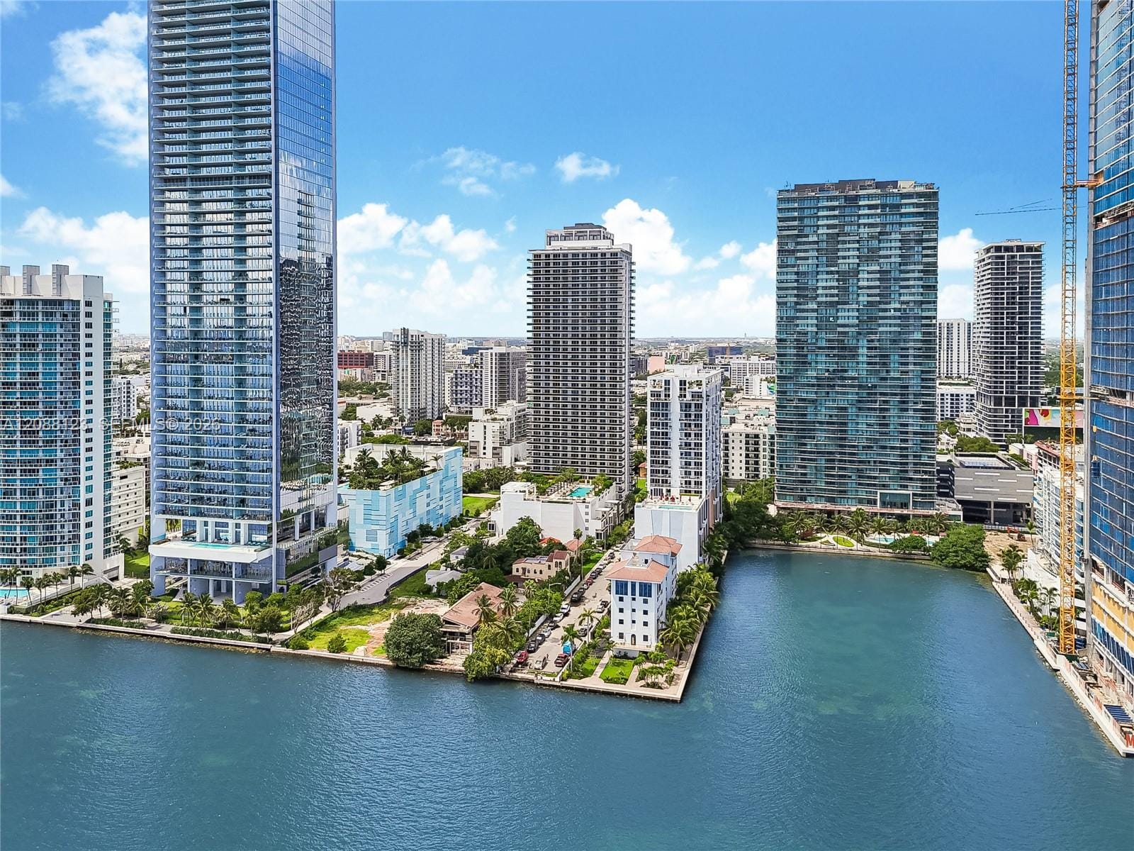 600 NE 27th Street 704, Miami, FL 33137 photo 1