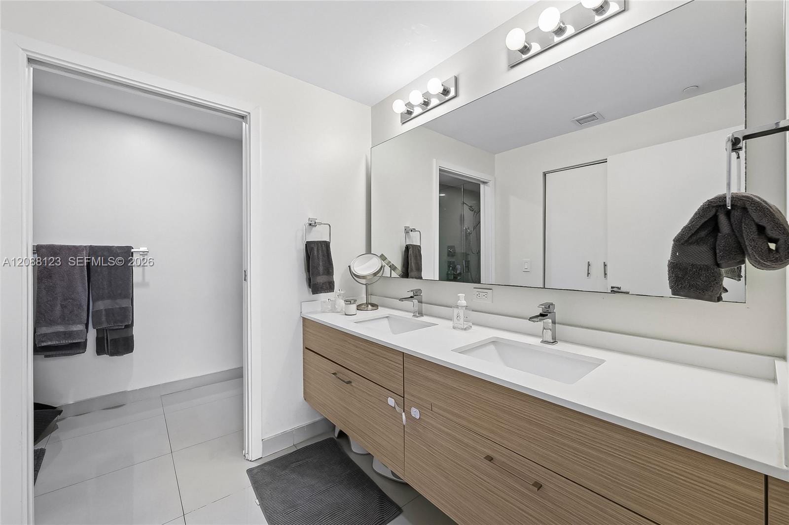600 NE 27th Street 704, Miami, FL 33137 photo 12