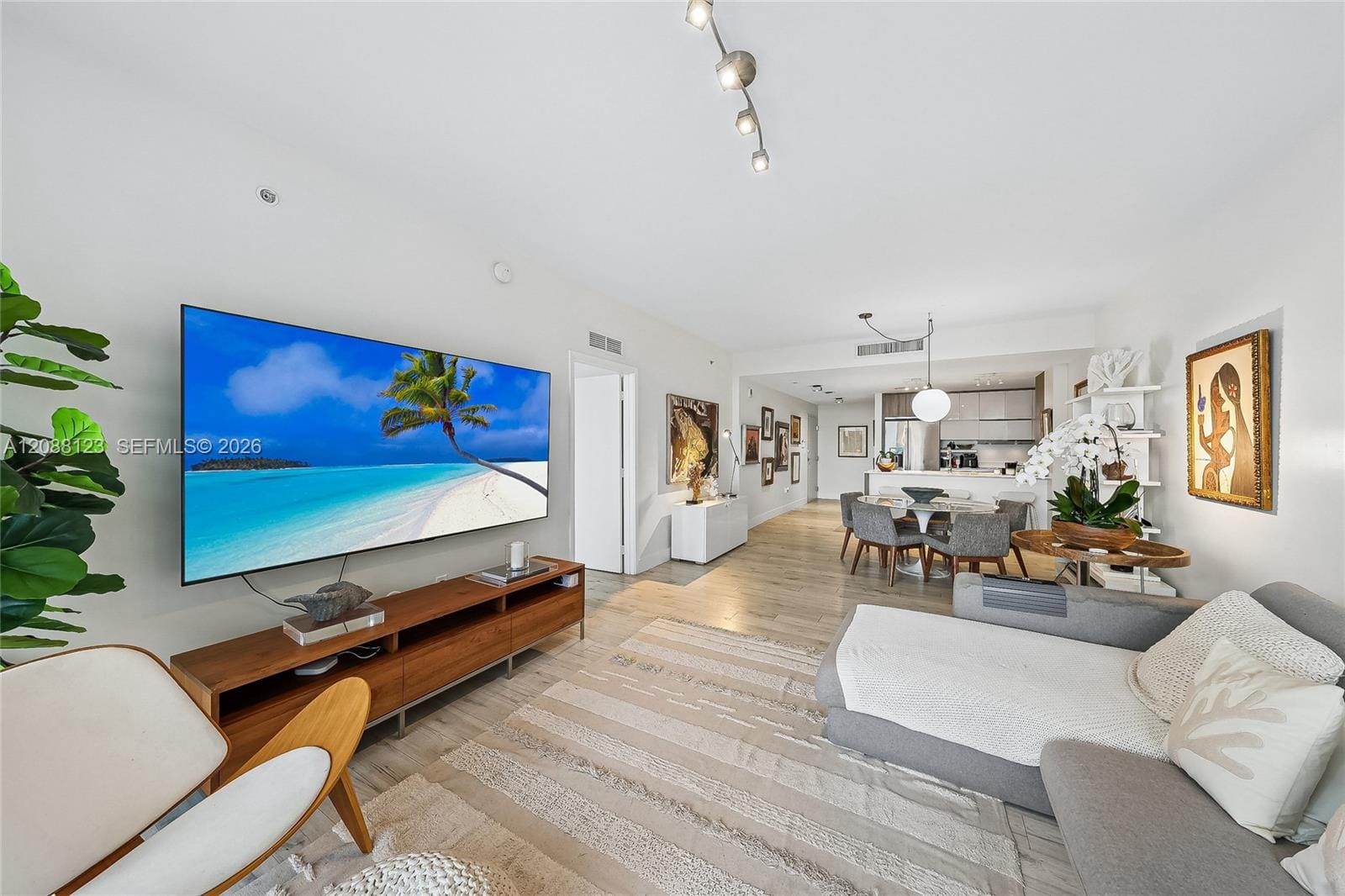 600 NE 27th Street 704, Miami, FL 33137 photo 8